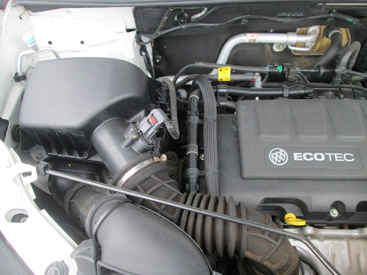 2019-buick-encore-image-11