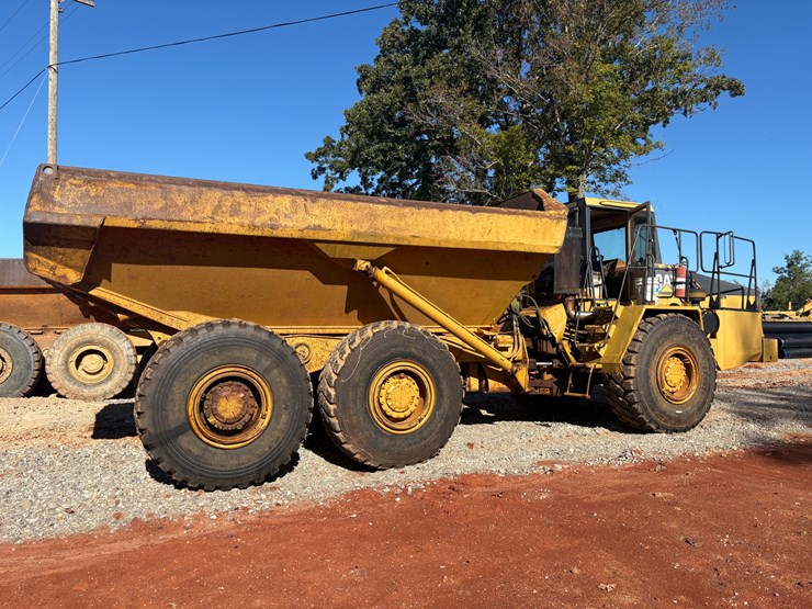 1997-caterpillar-d300e-image-4