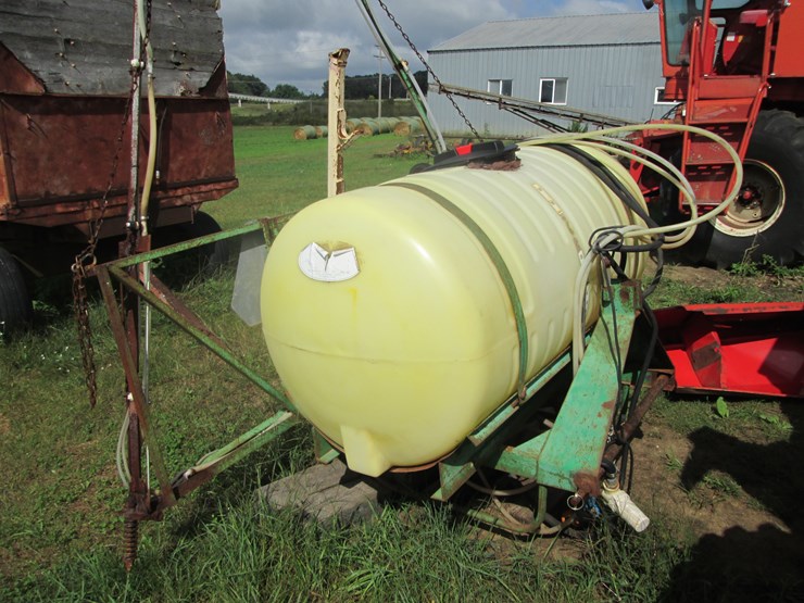 #5039-•-200-gallon-3-point-sprayer-image-3