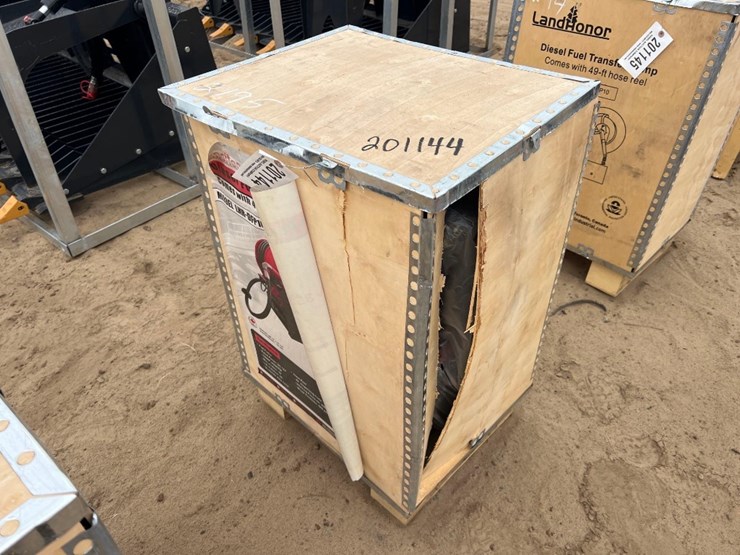 unused-landhonor-lhr-dfp10-dsl-fuel-transfer-pump-image-1