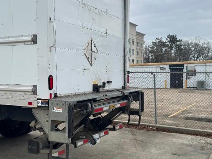 2019-international-durastar-4300-image-5