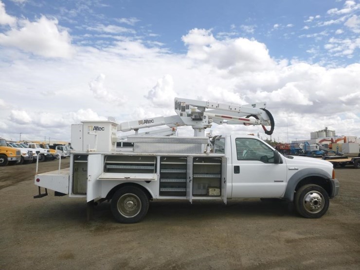 2005-ford-f550-image-7
