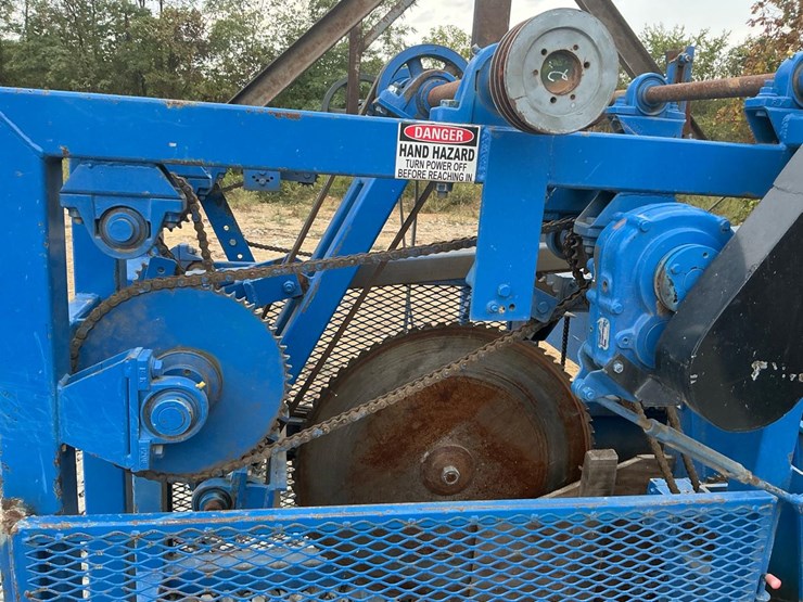 #136-•-2020-hershberger-slab-saw-image-18