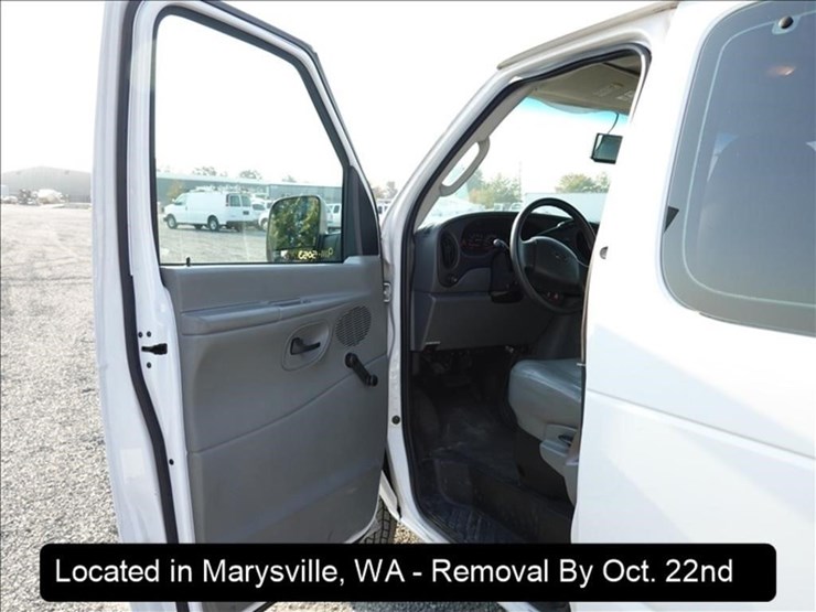 2005-ford-e350-image-3