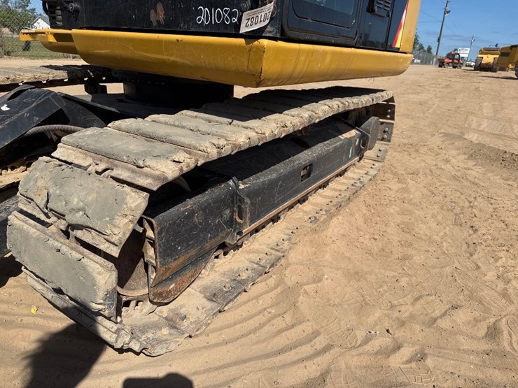 caterpillar-307e2-image-9