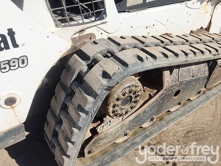 bobcat-t590-image-9