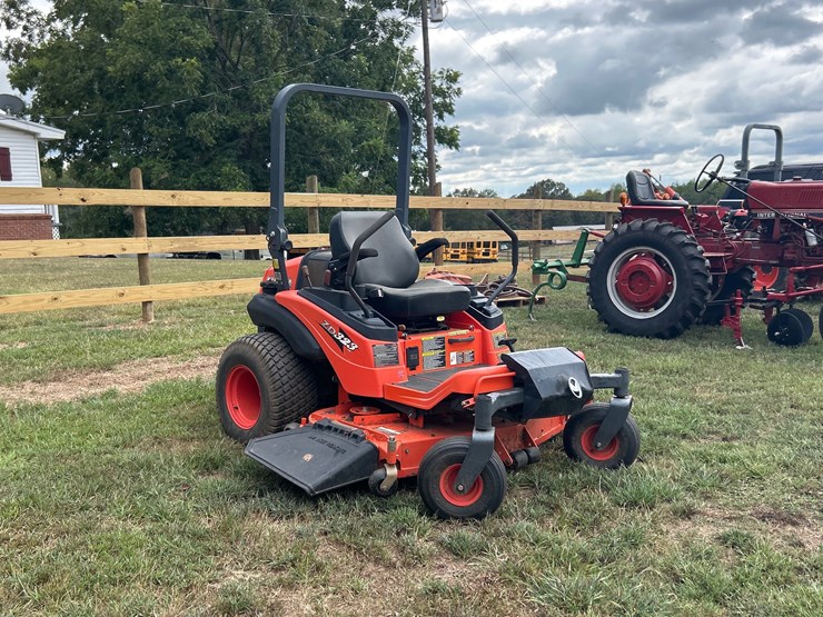 kubota-zd323-image-7