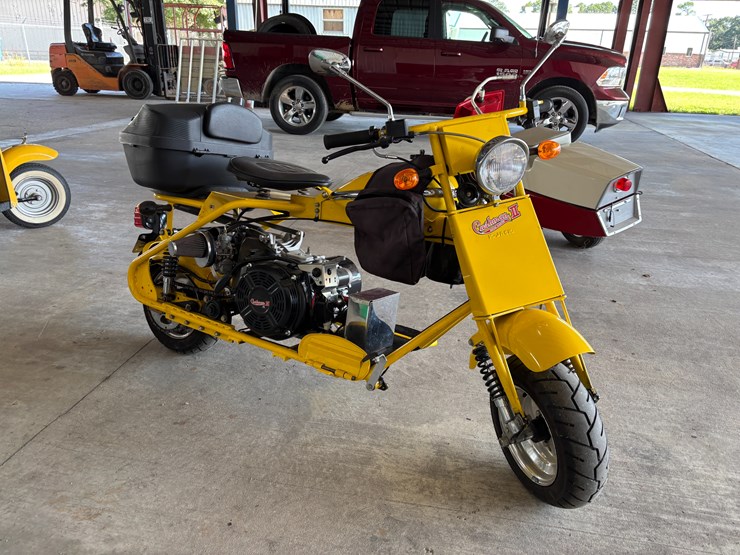 #222-•-2019-cushman-ii-scooter-image-2