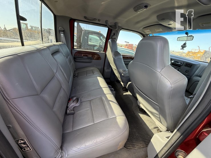 2002-ford-f250-lariat-image-25