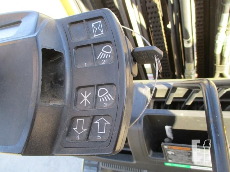 2017-hyster-s30ft-image-9