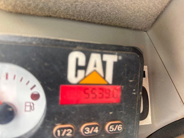 caterpillar-289d-image-27