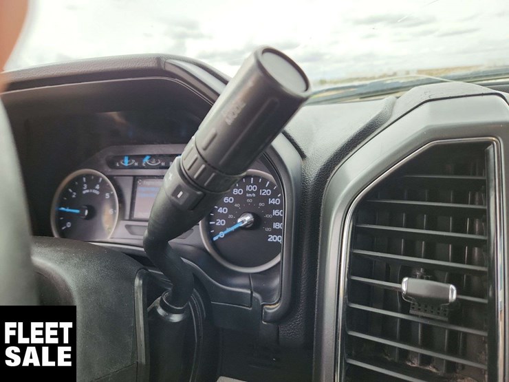 2021-ford-f350-image-9