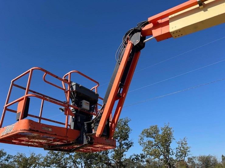 2005-jlg-800aj-image-25