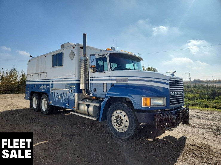 1995-mack-ch613-image-4
