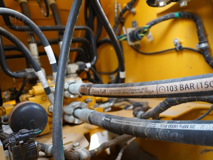 2024-deere-544-image-44