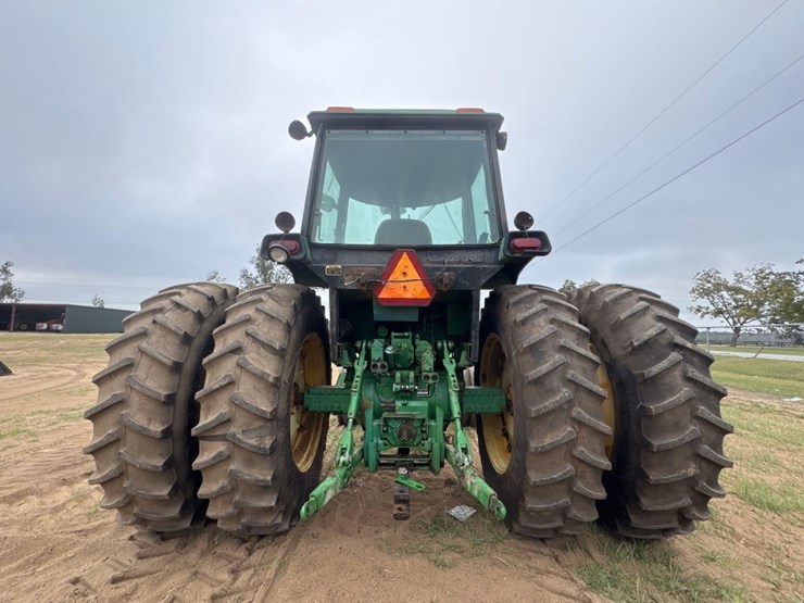 john-deere-4440-image-7