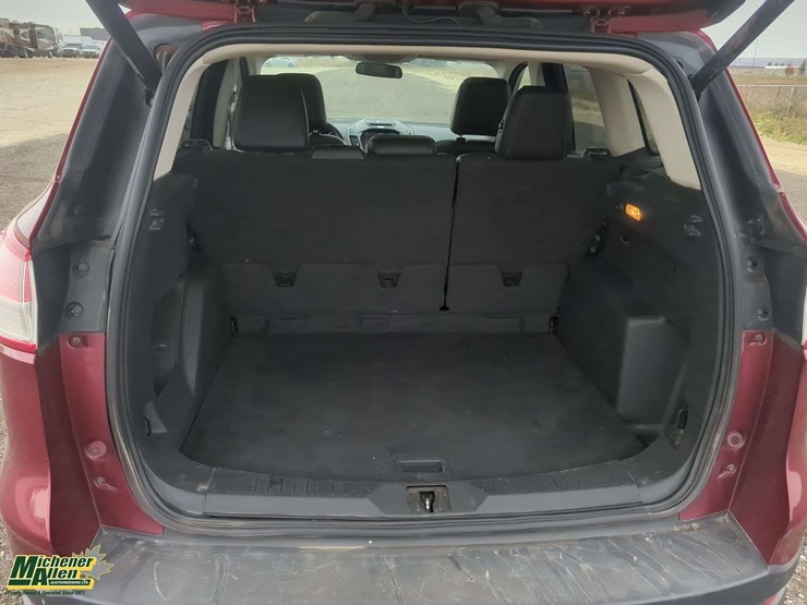 2015-ford-escape-se-image-22