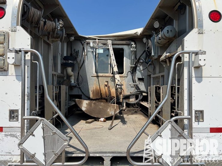 2011-kenworth-t370-image-3