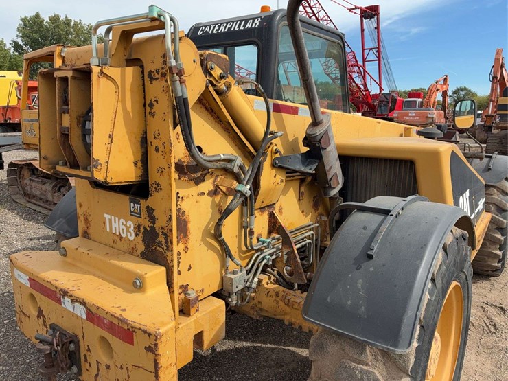 caterpillar-th63-image-18