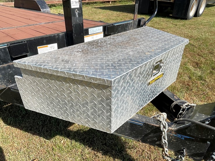 #1668-•-2018-road-warrior-tandem-axle-tilt-trailer-image-12