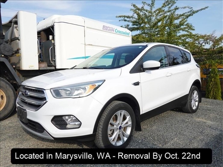 2017-ford-escape-image-1