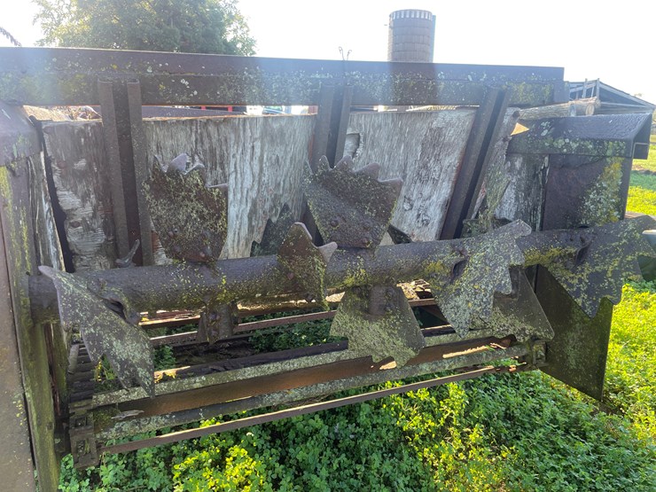 #5041-•-h-&-s-tandem-spreader-for-parts-image-6