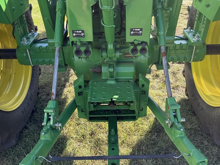 john-deere-4020-image-12