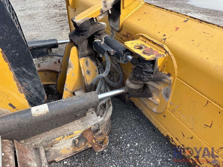 2020-caterpillar-d5k2-lgp-image-22