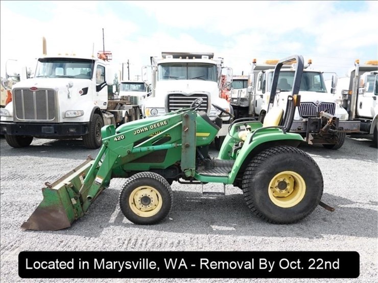 2000-john-deere-4200-image-17