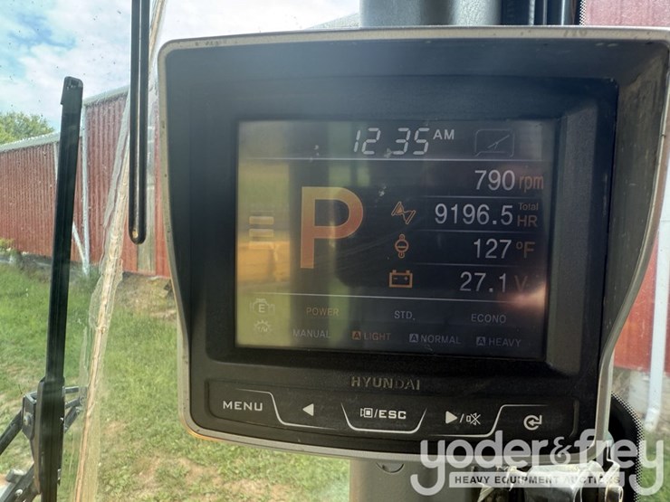 2011-hyundai-hl740-9-image-53