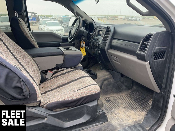 2018-ford-f550-image-15