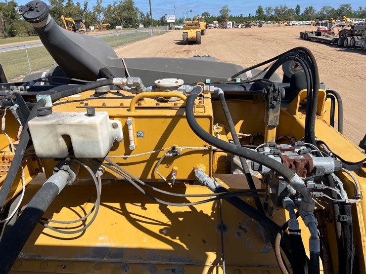 2015-caterpillar-rm-300-image-34