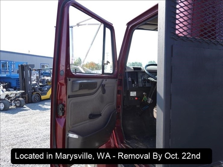 2000-international-4700-image-17