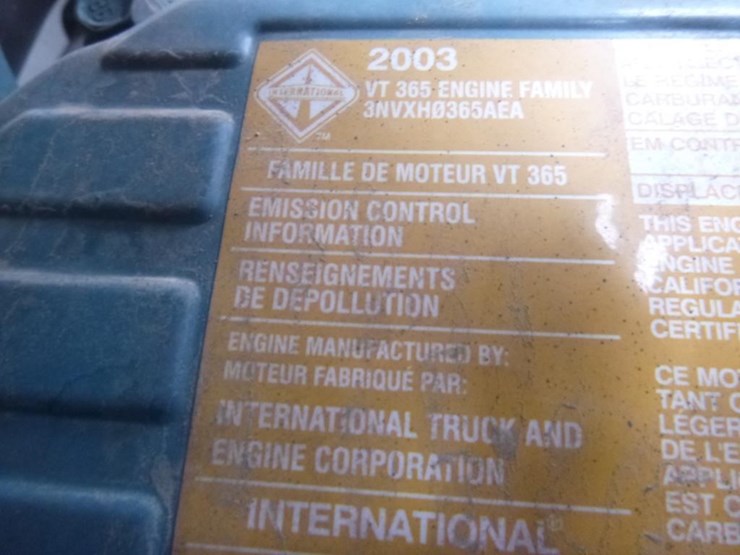 2004-international-durastar-4200-image-20