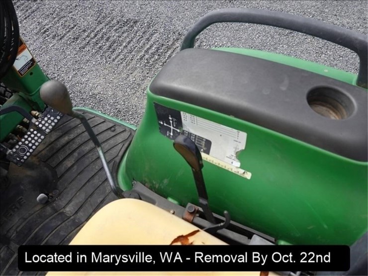 2000-john-deere-4200-image-16