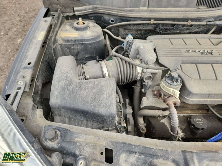 2005-chevrolet-equinox-image-24