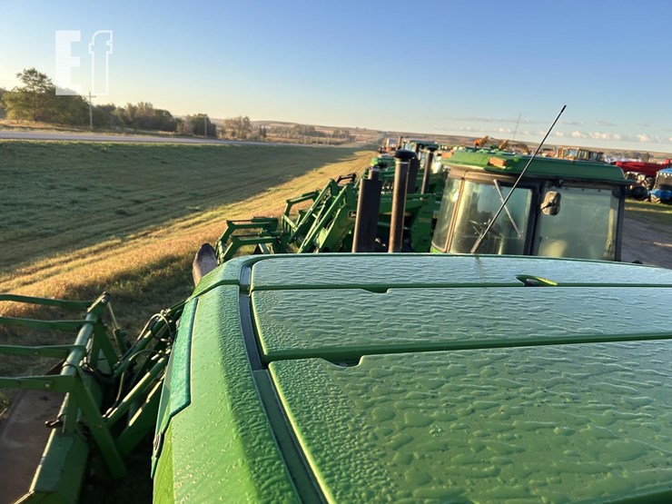 john-deere-6400-image-54