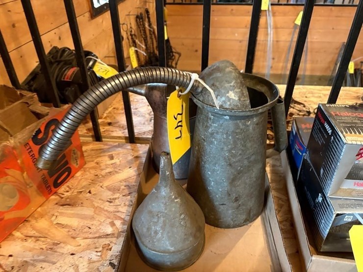 oil-cans-&-funnels-image-3