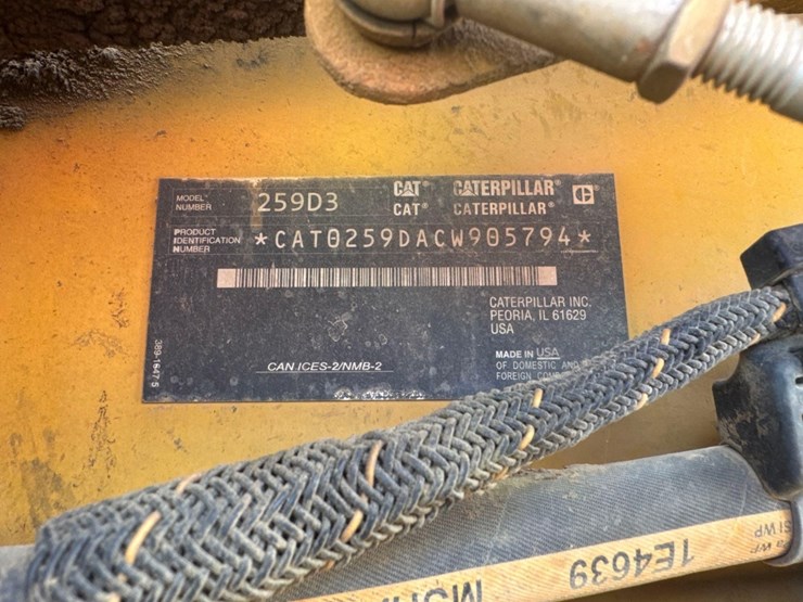 2020-caterpillar-259d3-image-17