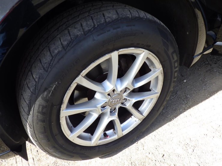 2011-audi-q5-image-13