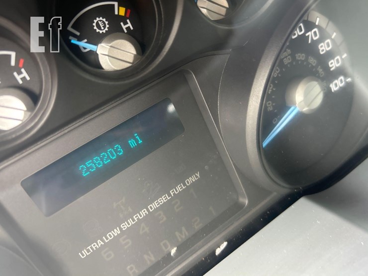 2015-ford-f350-sd-image-45