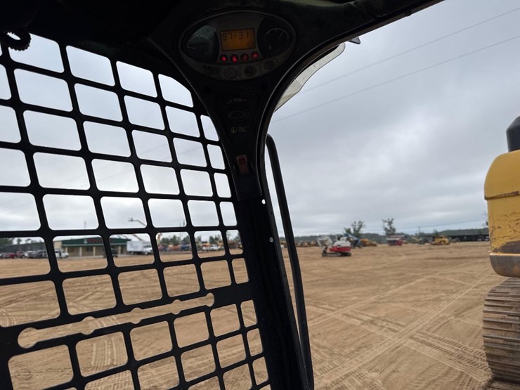 2018-bobcat-t550-image-27