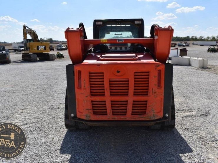 2021-kubota-svl97-2-image-3