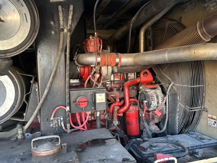 #146-•-2013-doosan-portable-air-compressor-image-13