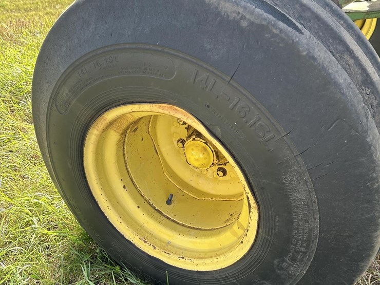 john-deere-4840-image-7