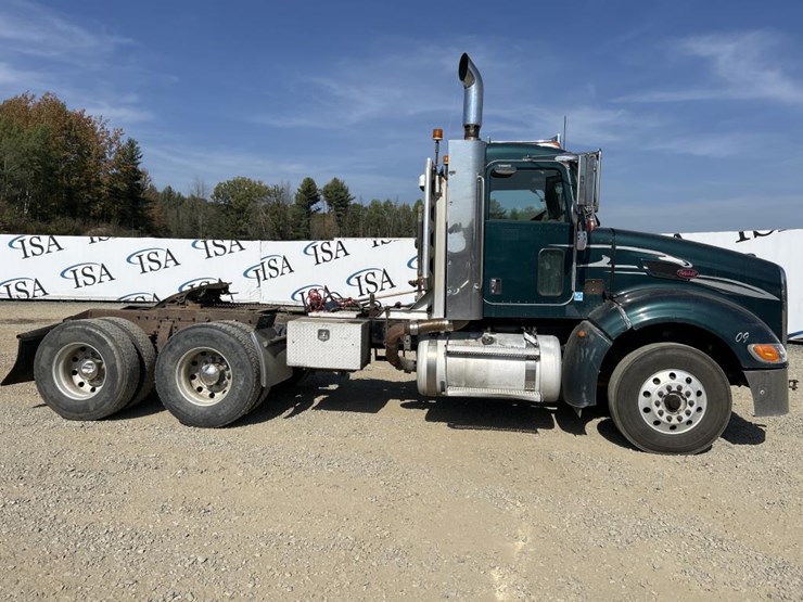 2009-peterbilt-386-image-6