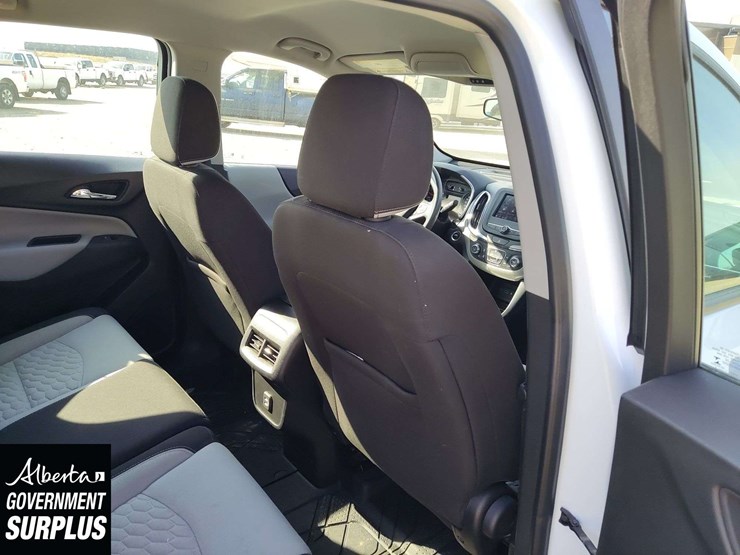2020-chevrolet-equinox-image-19