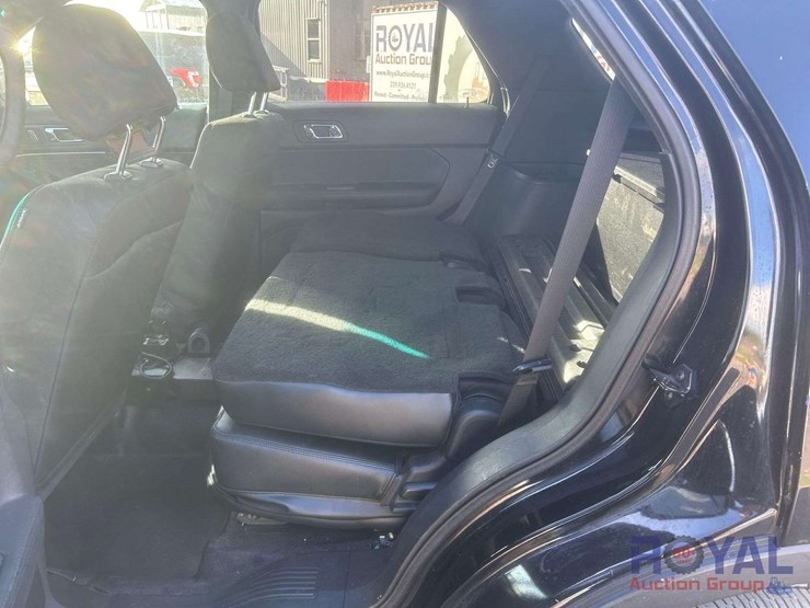 2016-ford-explorer-image-20