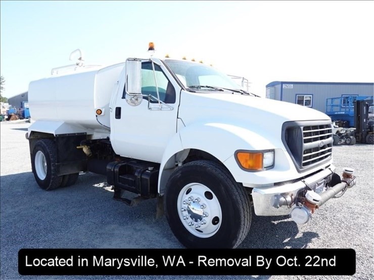 2000-ford-f650-image-22