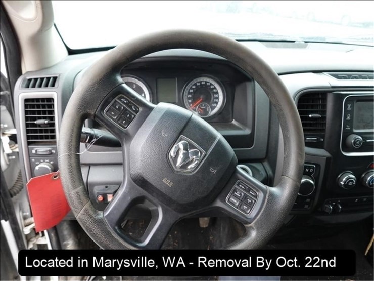 2016-ram-1500-big-horn-image-6